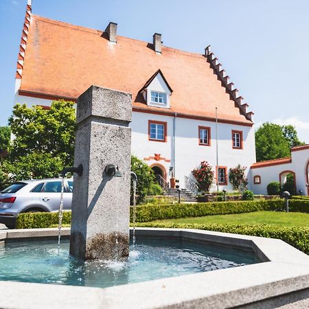 בלאיבאך Schlossgasthof Roesch מראה חיצוני תמונה